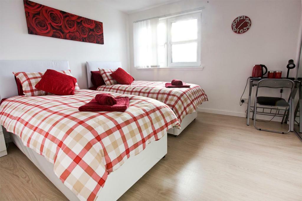 Gala Rooms Homestay - Free Parking EDI Kültér fotó